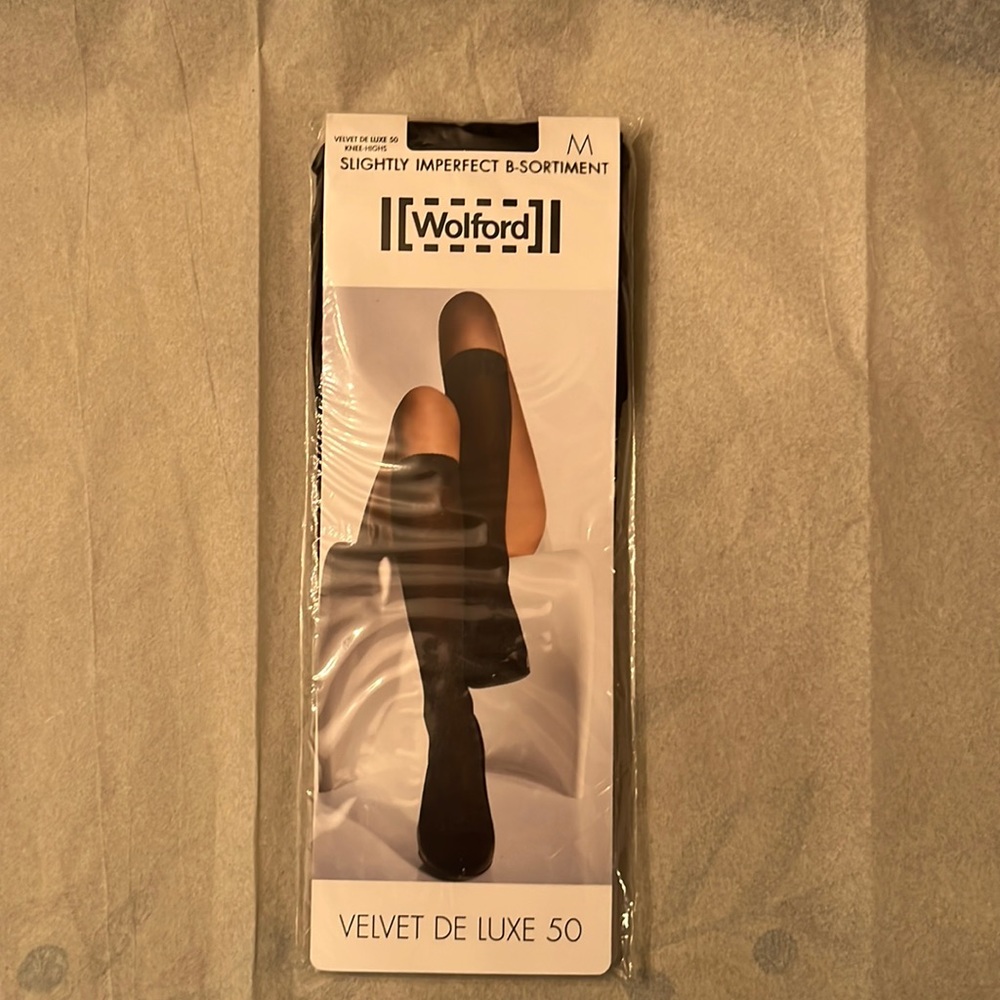 WOLFORD VELVET DE LUX 50 Knee-highs "SLIGHTLY IMPERFECT B-sortment" size Medium